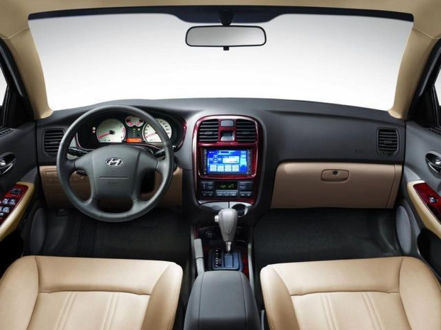  Hyundai Sonata MoInca 2009 года  (фото 8 из 12)